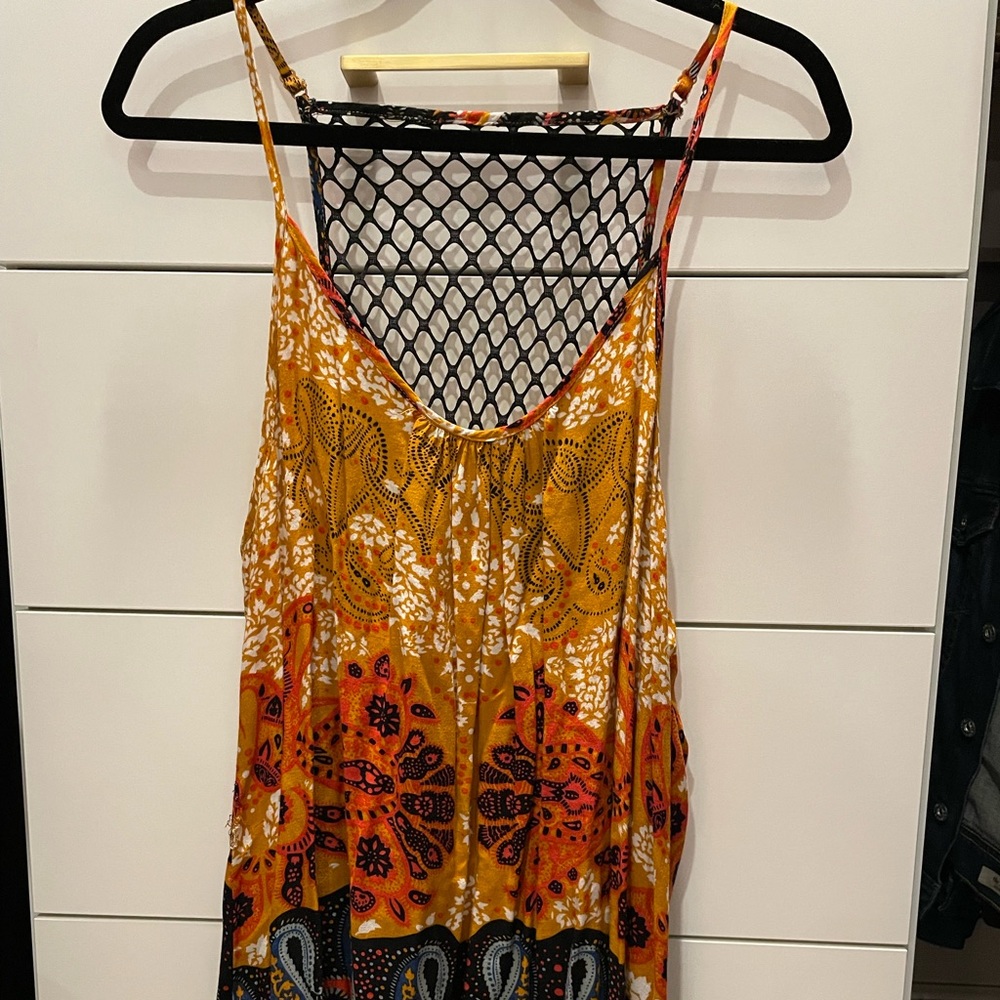 The Sloane Society Size 12 Patterned Orange Dress with Back Detail